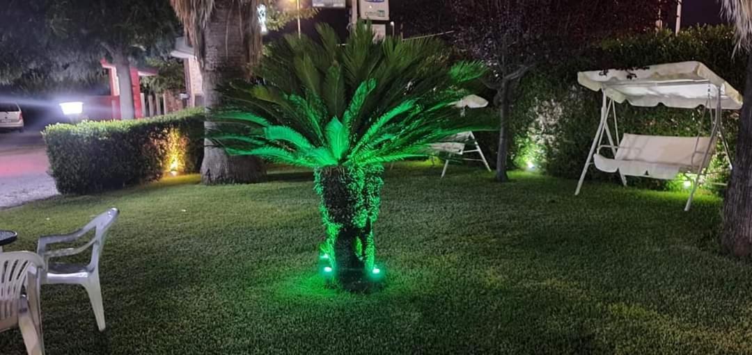 B&B The King Acconia Bagian luar foto